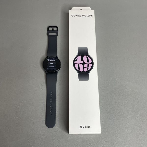 Умные часы Samsung Galaxy Watch 6  SM-R930, 40MM (SM-R930NZKAMEA), Graphite