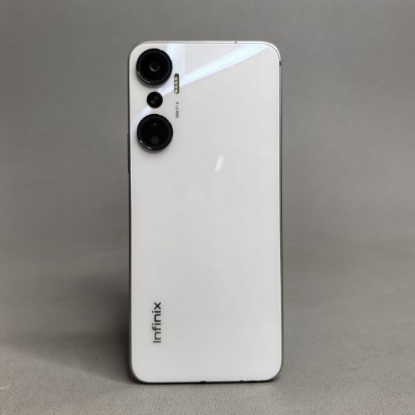 Смартфон Infinix HOT 20 6/128 ГБ, Dual nano SIM, Legend White
