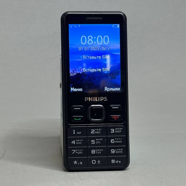Телефон Philips Xenium E185 черный