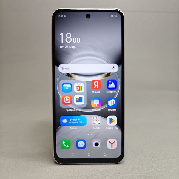 Смартфон Tecno Spark 30C 6/128Gb белый