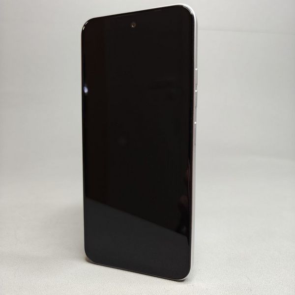 Смартфон Tecno Spark 30C 6/128Gb белый