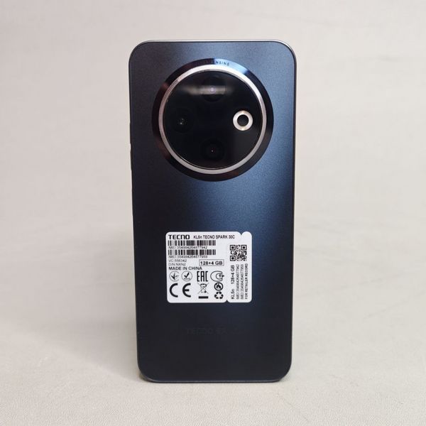 Смартфон TECNO Spark 30c 4/128GB Черный