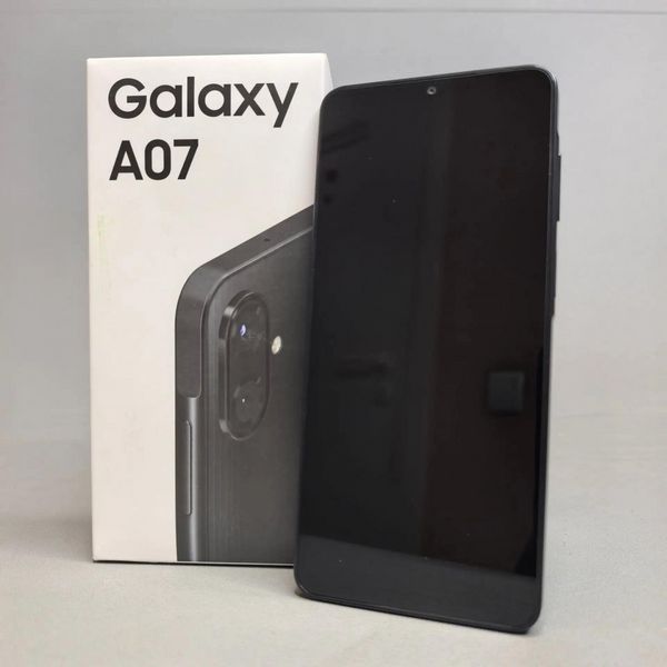 Смартфон Samsung Galaxy A07 4/64 ГБ RU, Dual nano SIM, черный