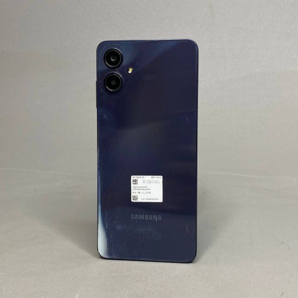 Смартфон Samsung Galaxy A06 4/128 ГБ, Dual nano SIM, черный