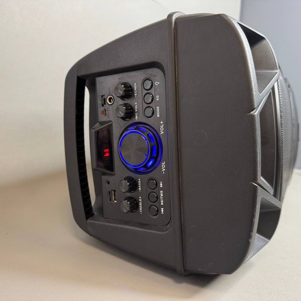 Беспроводная колонка с блютузом и микрофоном ZQS8210