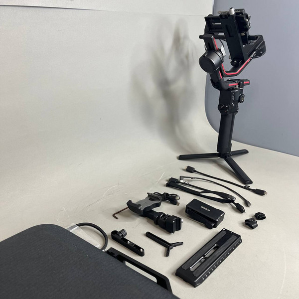 Стабилизатор DJI RS 3 PRO Combo