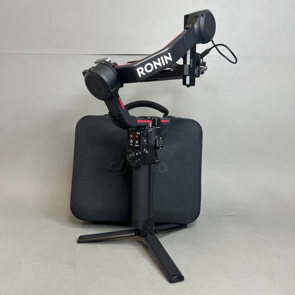 Стабилизатор DJI RS 3 PRO Combo