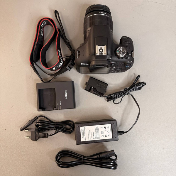 Зеркальный фотоаппарат Canon EOS 2000D Kit 18-55 IS II
