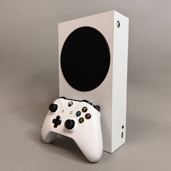 Игровая приставка Microsoft Xbox Series S 512 ГБ SSD, белый/черный