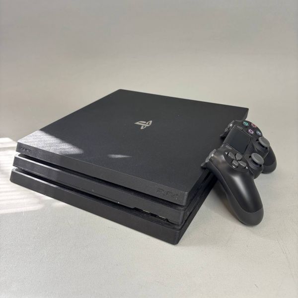 Игровая консоль Sony PlayStation 4 Pro , черная, 512Gb SSD, поддержка 4K