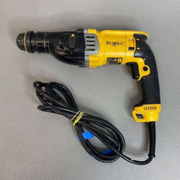 Перфоратор DeWALT D 25143  [D25143-KS]