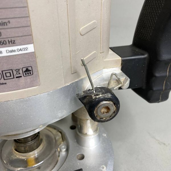 Фрезер по дереву электрический CROWN CT11001, 2100Вт