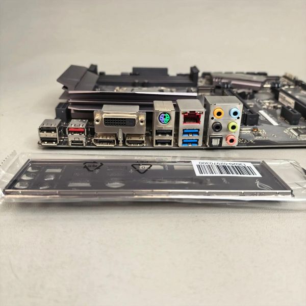 Материнская плата ASUS LGA1151 STRIX B250F GAMING 