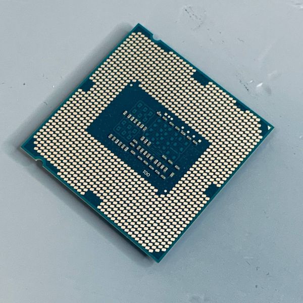 Процессор Intel Pentium G3220 Haswell LGA1150, 2 x 3000 МГц OEM