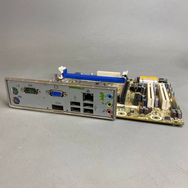 Материнская плата Pegatron IPMSB/H61