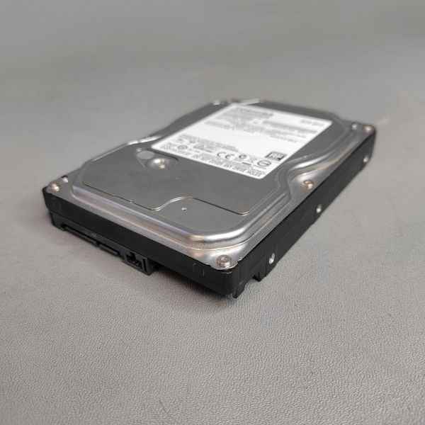 Жесткий диск Toshiba 1 ТБ DT01ACA100