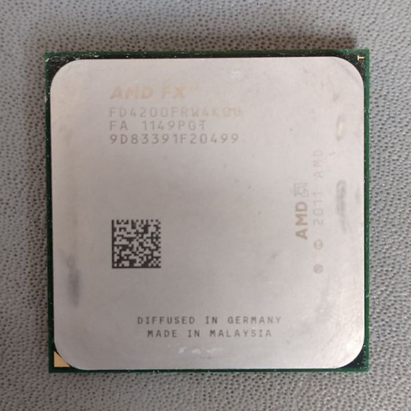 Процессор AMD FX-4200 Zambezi AM3+, 4 x 3300 МГц, OEM