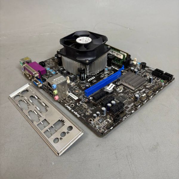 Комплект мат плата MSI H61M-P23(B3) s-1155 + Core i5 -2400 + 8Gb+ кулер