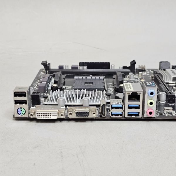 Материнская плата ASRock X370M-HDV