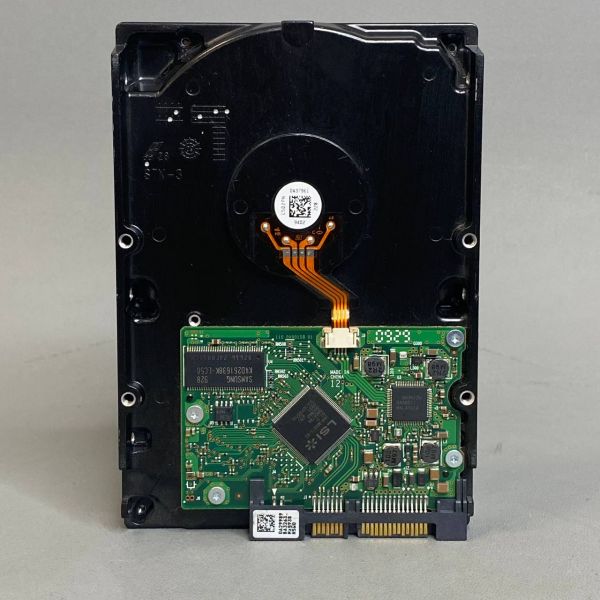 Жесткий диск Hitachi HDT721050SLA360 500Gb 7200 SATAII 3.5