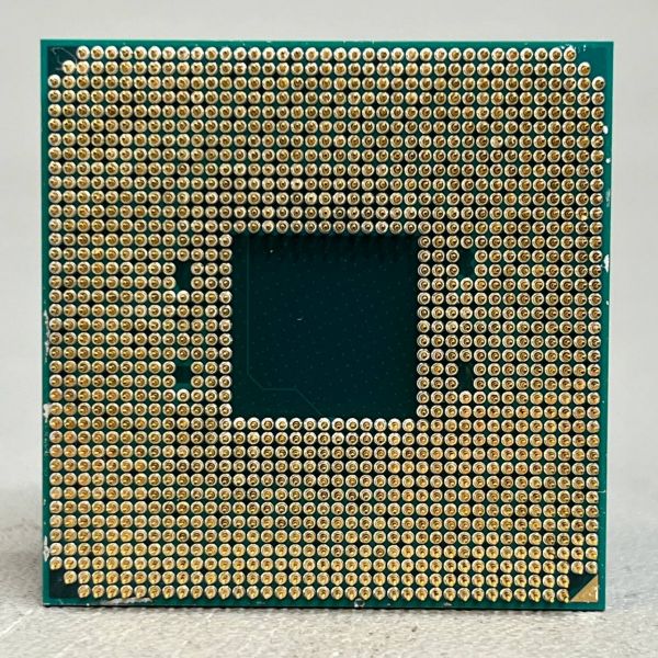Процессор AMD Ryzen 5 2600X (AM4, 6/12 до 4.2 ГГц, DDR4 2933 МГц)