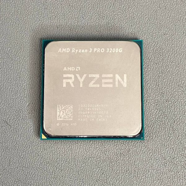 Процессор AMD Ryzen 3 PRO 3200G OEM