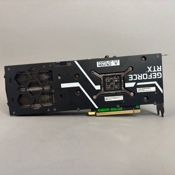 Видеокарта KFA2 GeForce RTX 3070 SG 1-Click OC 8GB (37NSL6MD1GNK)