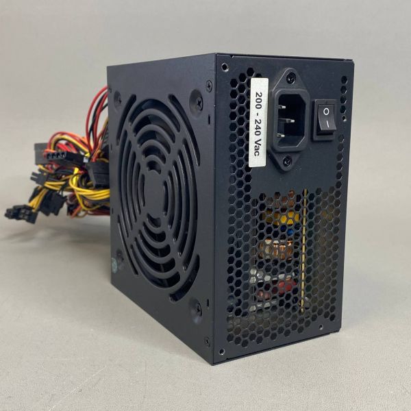Блок питания Aerocool VX-750 PLUS 750W ATX (24+2x4+2x6/8пин)