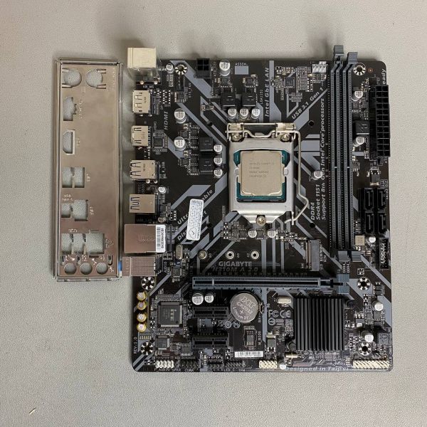 Комплект мат плата Gigabyte H310M A s-1151v2 + Core i3 -8100