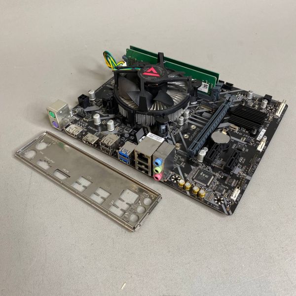 Комплект мат плата Gigabyte H310M A s-1151v2 + Core i3 -8100 + 16Gb+ кулер
