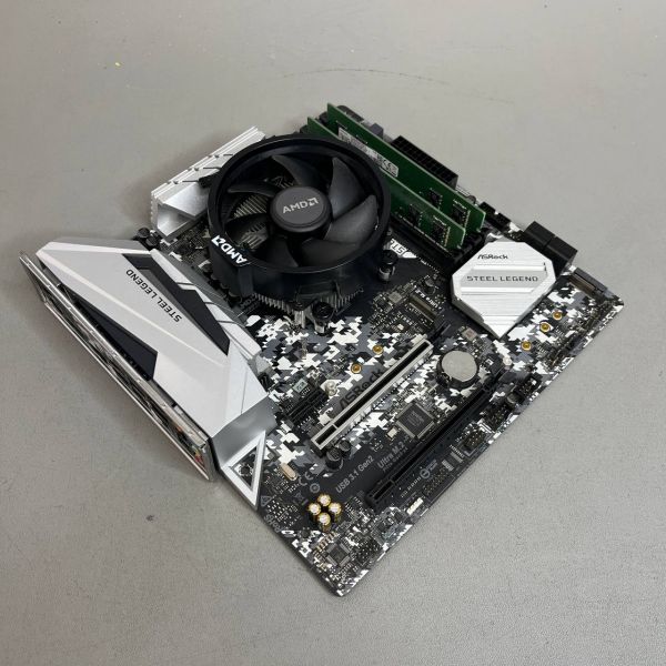 Комплект Материнская плата Asrock B450M Steel Legend + Ryzen 3 2200G +8GB DDR4+ Куллер