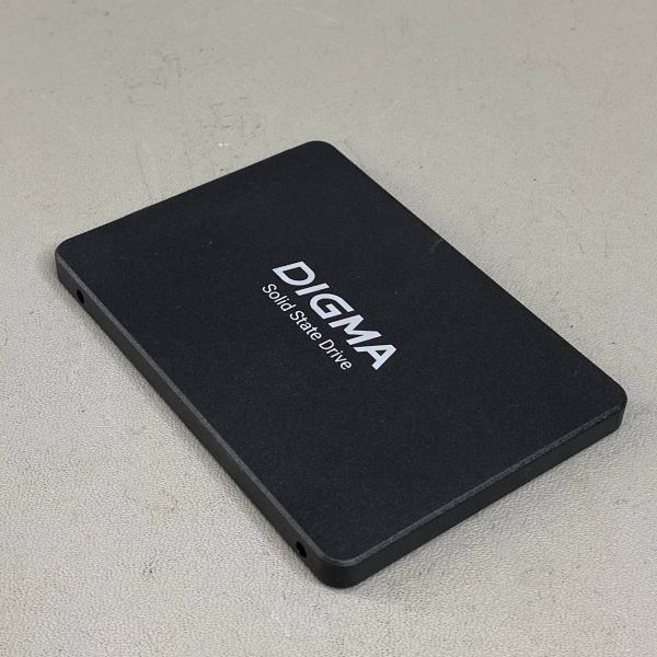 SSD накопитель Digma SATA III 2TB (DGSR2002TS93T) Run S9 2.5