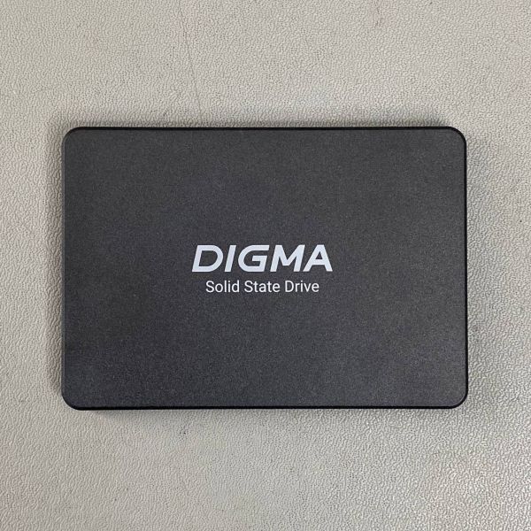 SSD накопитель Digma SATA III 2TB (DGSR2002TS93T) Run S9 2.5