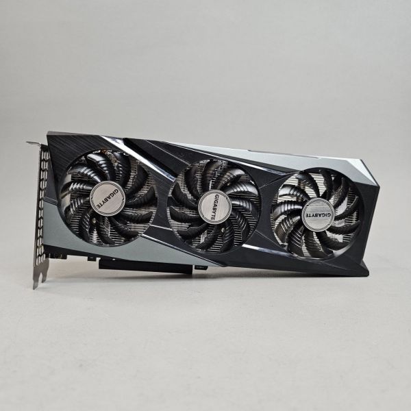 Видеокарта GIGABYTE GeForce RTX 3050 GAMING OC 8G, GV-N3050GAMING OC-8GD, Retail