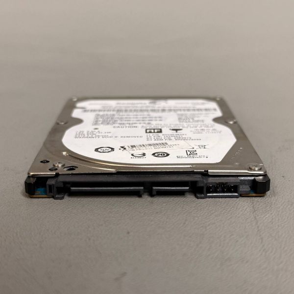 Жесткий диск Seagate Momentus 320 гб ST320LT012