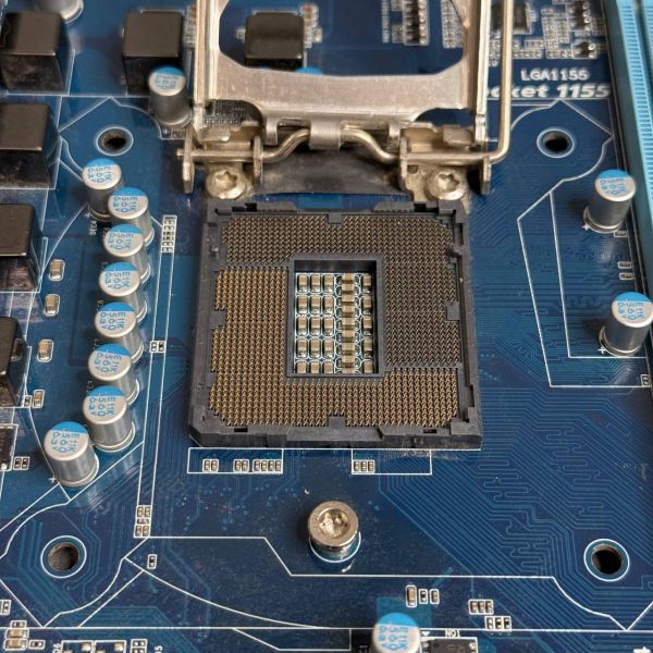 Материнская плата GIGABYTE GA-P67X-UD3-B3 s-1155