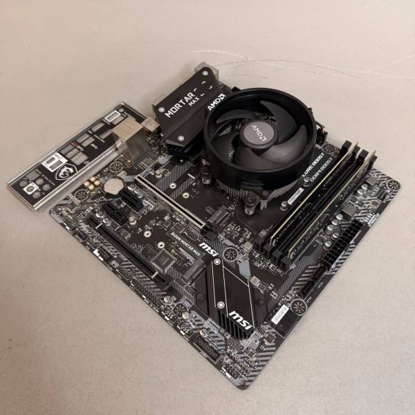 Комплект Материнская плата MSI B450M Mortar MAX + Ryzen 3 2200G +  16GB DDR4 + Кулер