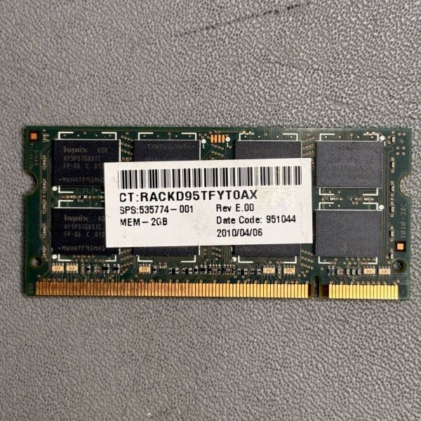 Оперативная память Hynix 2 ГБ DDR2 800 МГц SODIMM CL6 HYMP125S64CP8-S6