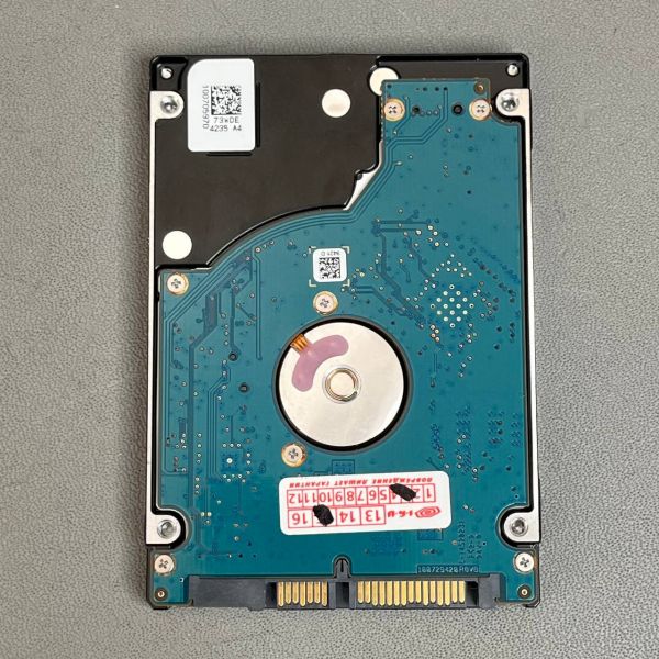 Жесткий диск Seagate Momentus 500 ГБ ST500LT012