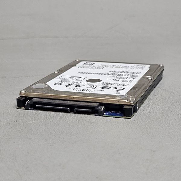 Жесткий диск Hitachi HTS547564A9E384 640Gb 5400 SATAII 2,5