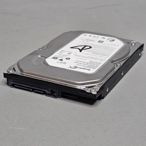 Жесткий диск Seagate 320ГБ 3.5