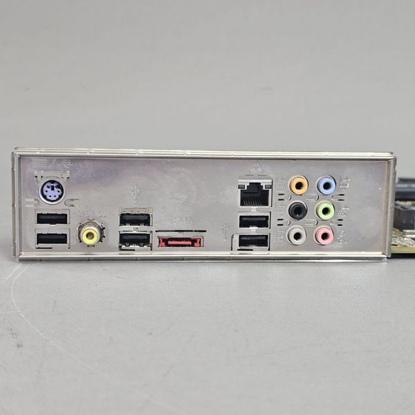 Материнская плата S-775 ASUS P5K SE/EPU, iP35/4xDDR2/SATA/Sb/Lan/ATX