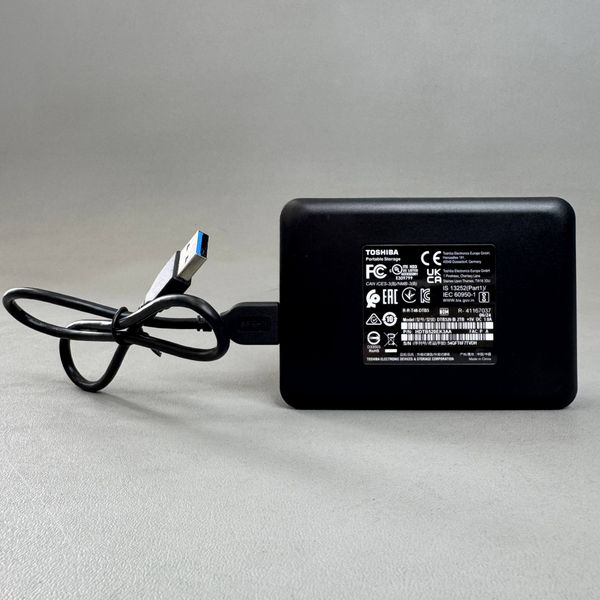 Внешний жесткий диск Toshiba Canvio Basics, 2 ТБ, USB 3.2 Gen1 (HDTB520EK3AA) черный