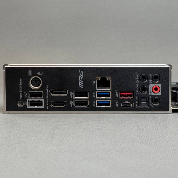 Материнская плата MSI MPG B550 GAMING PLUS