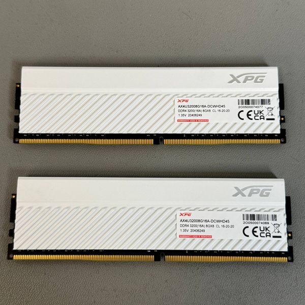 Оперативная память ADATA XPG GAMMIX D45 [AX4U32008G16A-DCWHD45] 16 ГБ