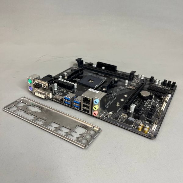 Материнская плата GIGABYTE GA-A320M-S2H V2