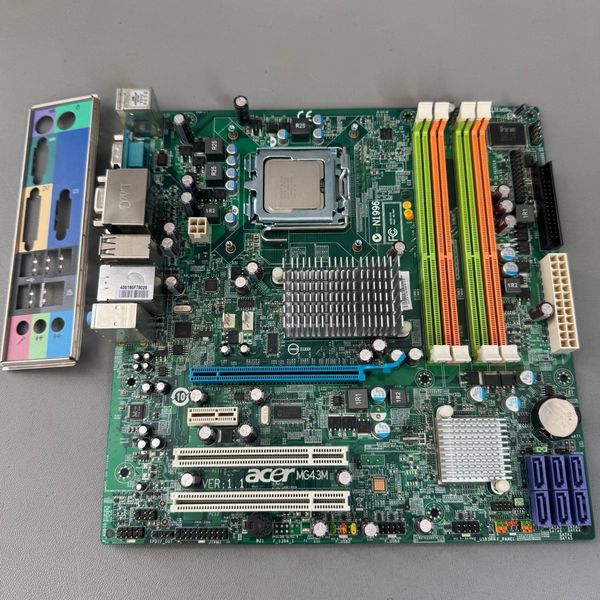 Комплект Материнская плата s-775 Acer MG43M + Celeron E3300