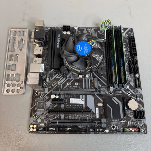 Комплект мат плата Gigabyte b360m-d3h s-1151v2 + Core i3 -8100 + 8Gb+ кулер