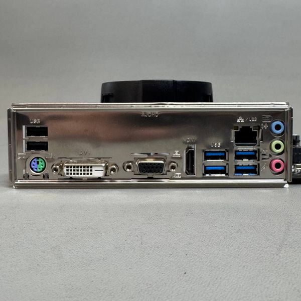 Комплект Материнская плата Asrock A320M-HDV + Ryzen 3 2200G+8Gb+Кулер
