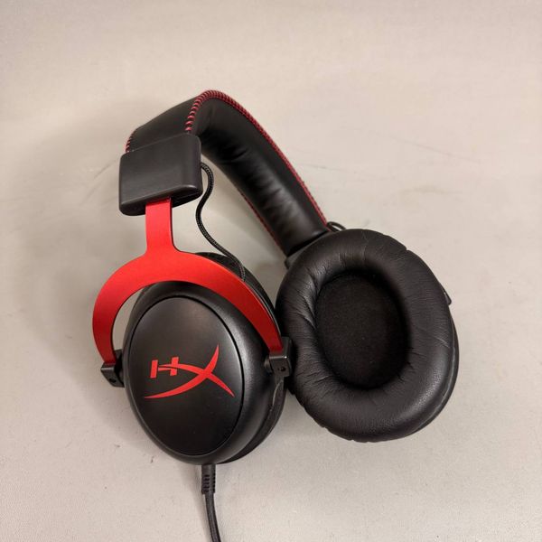 Проводные наушники HyperX Cloud II красный